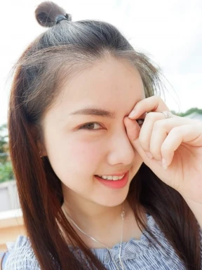 Thai girl for dating